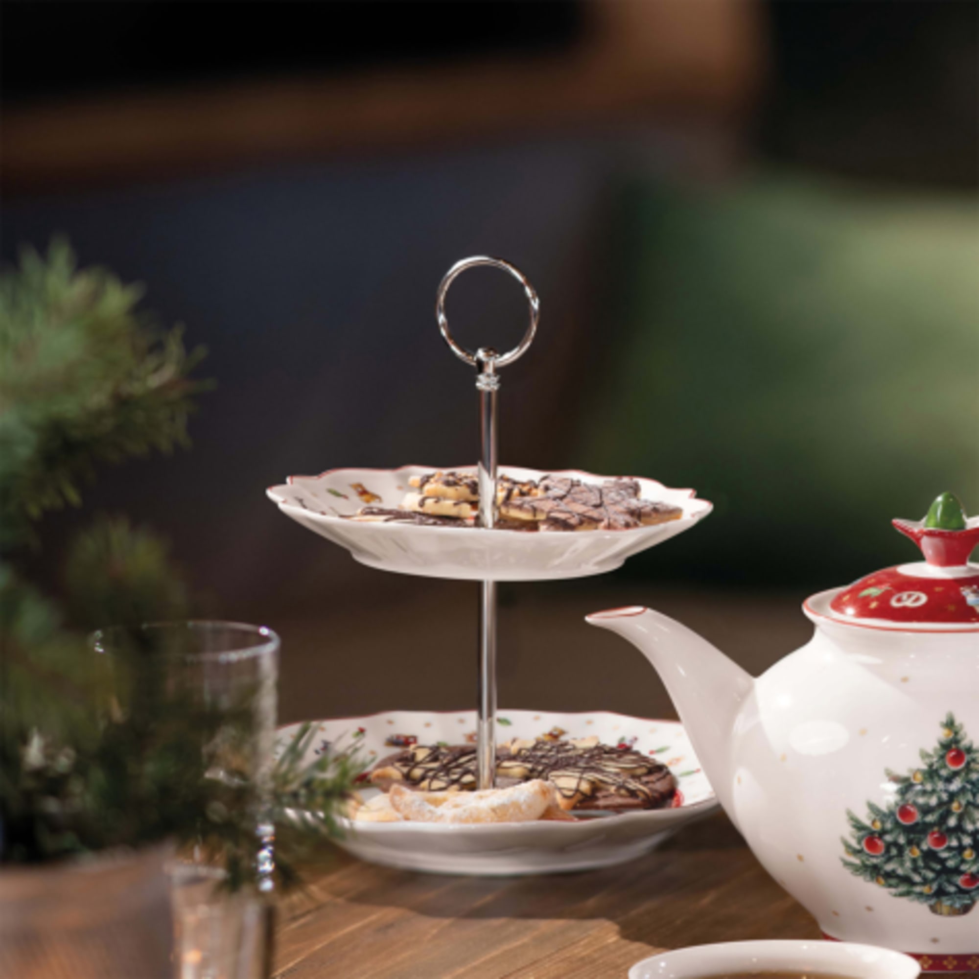 Villeroy&Boch】 2段 クリスマスケーキスタンド
